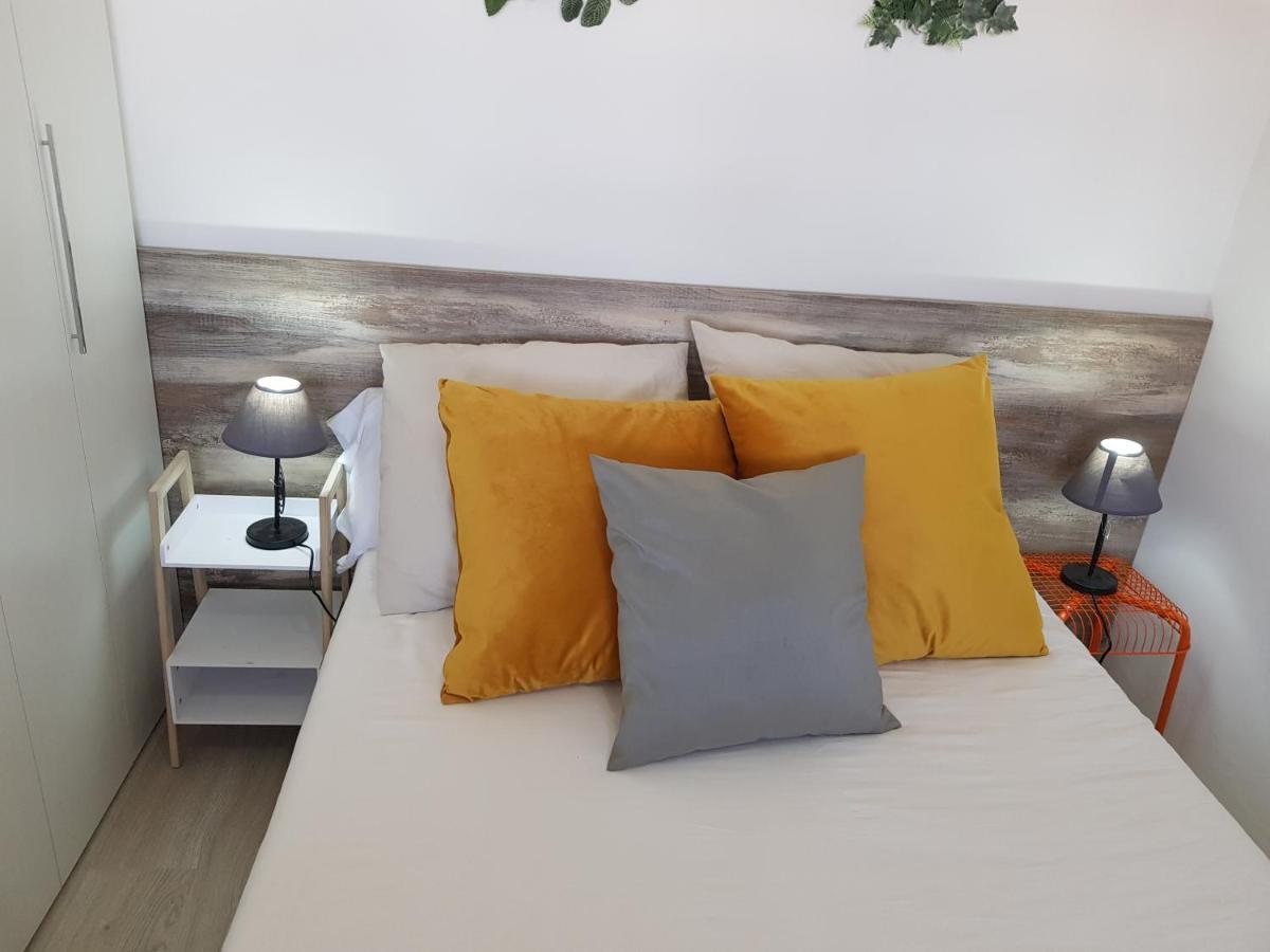 דירות Atico La Casa De טודלה מראה חיצוני תמונה